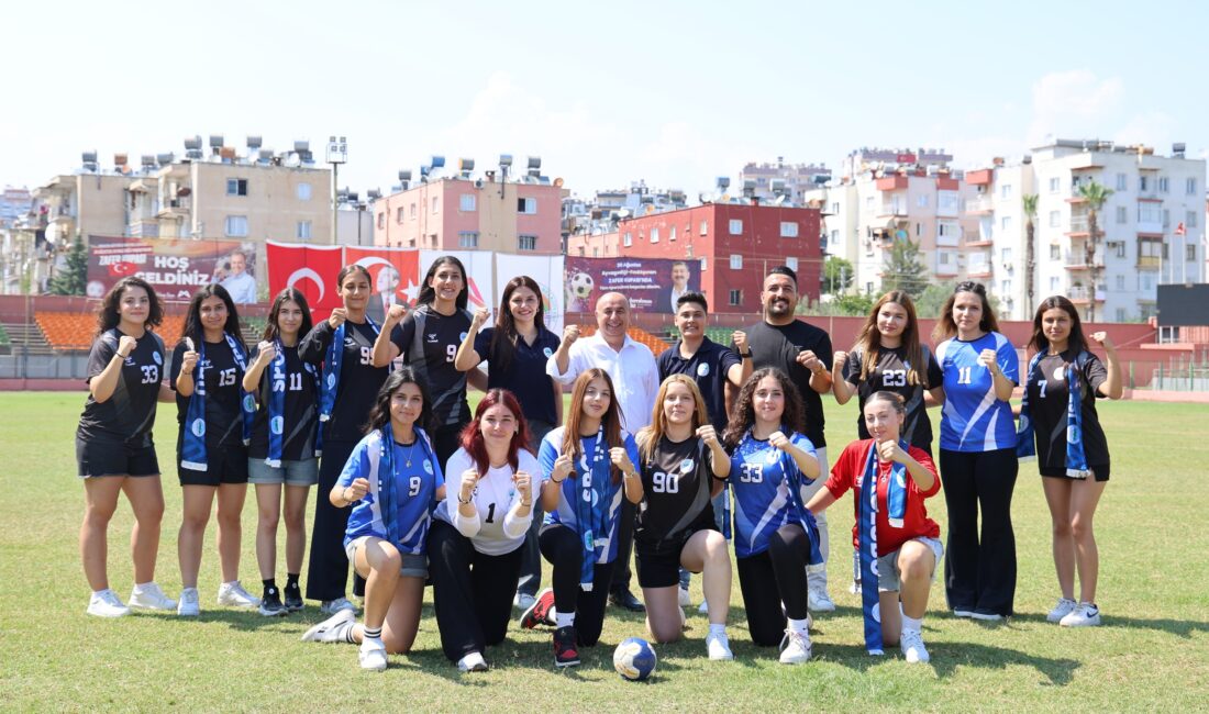 ŞAMPİYON TOROSLAR, 1. LİG’E GÜÇLÜ KADROSUYLA HAZIR 2025-2026 sezonunda Kadınlar Hentbol 2.