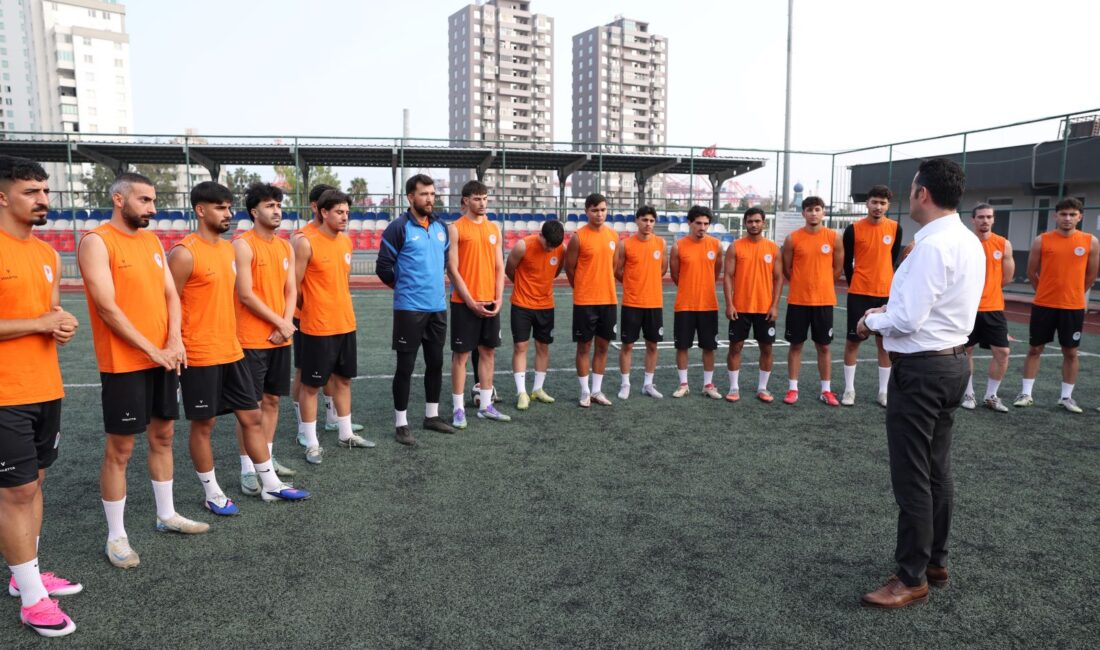 Başkan Vekili Beşikçi’den; Yeni Sezon Öncesi Akdeniz Belediye Spor’a Tam Destek Akdeniz Kaymakamı ve Belediye