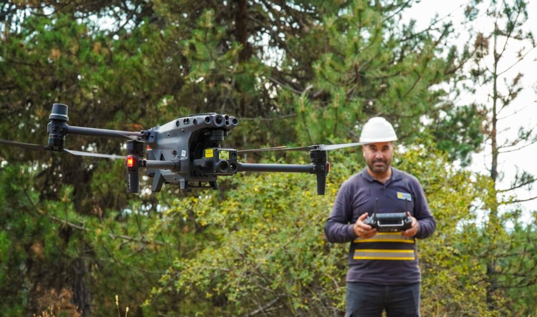 Enerjisa Dağıtım Şirketleri drone teknolojisiyle ormanlık alanlardaki şebekesini izliyor Enerjisa Dağıtım Şirketleri drone teknolojisiyle ormanlık alanlardaki şebekesini izliyor
