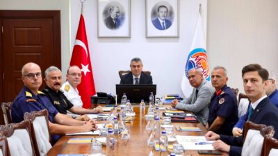 Mersin Valisi Atilla Toros başkanlığında,