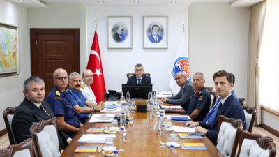 Mersin Valisi Atilla Toros başkanlığında,