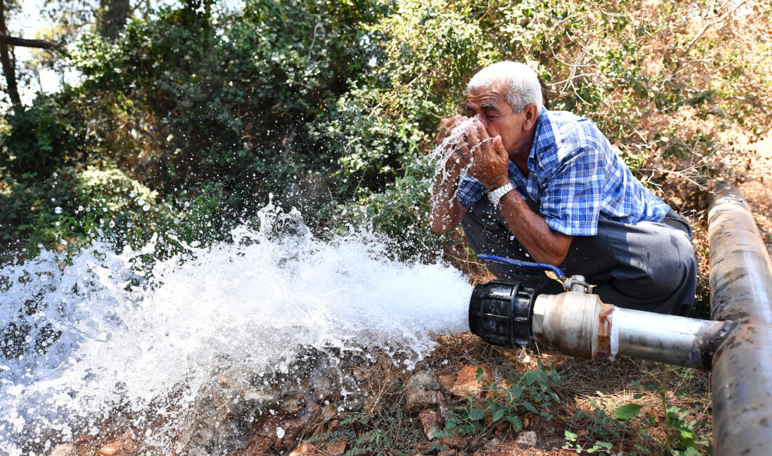 Büyükşehir, Mezitli İlçesi Takanlı Mahallesi’ne 4 Bin Metre Sulama Borusu Desteği Sağladı Büyükşehir, Mezitli İlçesi Takanlı Mahallesi’ne 4 Bin Metre Sulama Borusu Desteği Sağladı