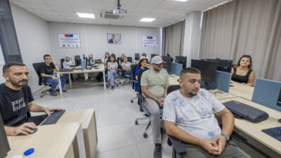 Mersin Büyükşehir Belediyesi’nin, gençlerin dijital