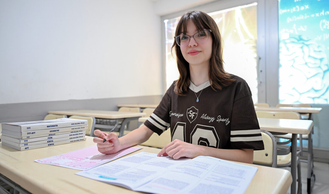 MERSİN BÜYÜKŞEHİR’İN KURS MERKEZİ İLE ÖNCE LİSEYİ ARDINDAN ÜNİVERSİTEYİ KAZANDI Sosyal belediyecilik anlayışı kapsamında