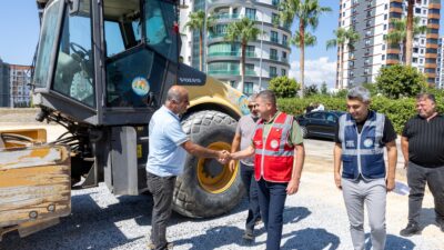 Mezitli Belediyesi, Akdeniz Mahallesi’nde vatandaşlardan