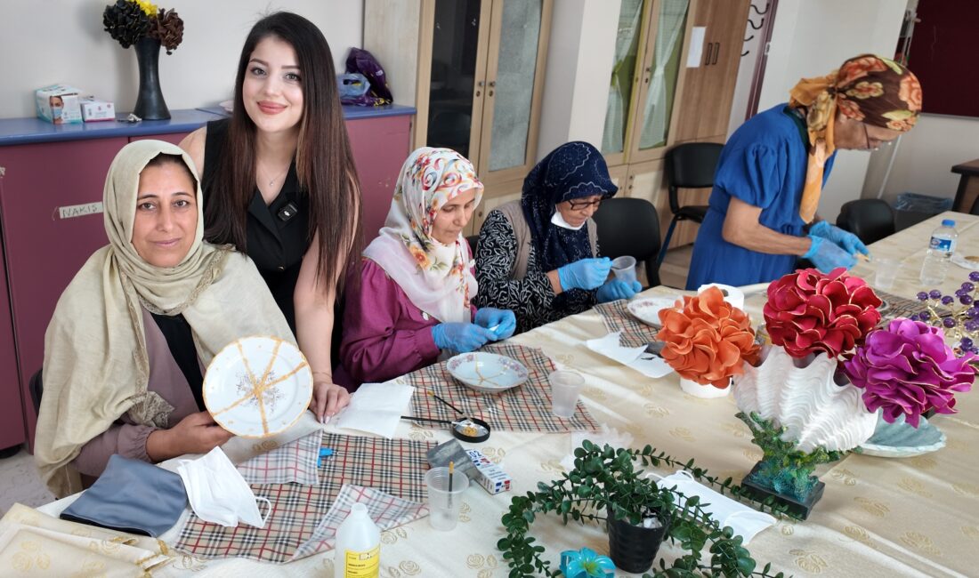Japon sanatına özgü Kintsugi Atölyesi, güçlenmeyi ve psikolojik iyi oluşu amaçlıyor Akdeniz Belediyesi tarafından, Akdeniz