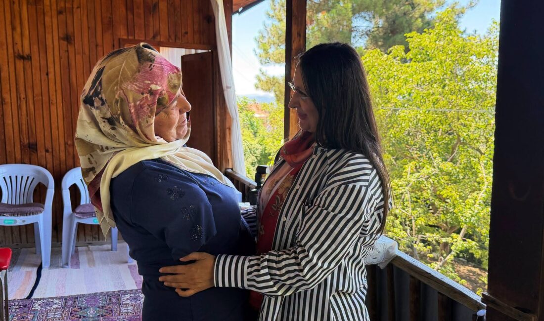 Dudu İrem Toros, Zeynep Şimşek Teyze’yi ziyaret etti Mersin Valisi Atilla Toros’un