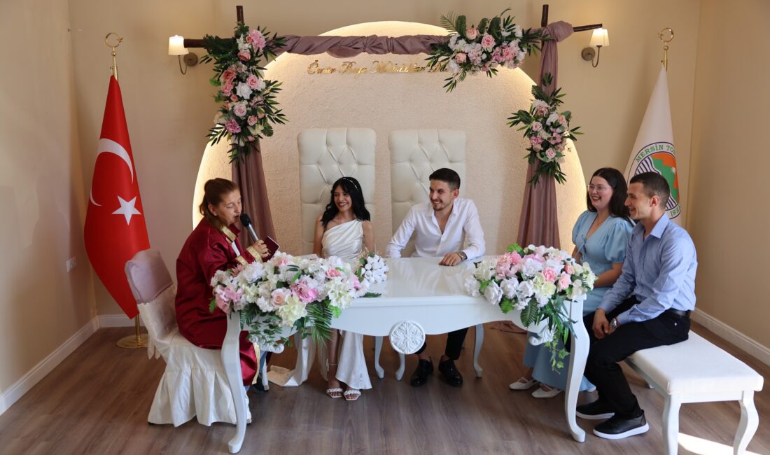 ÇİFTLERİN EN ÖZEL GÜNÜ İÇİN DAHA KONFORLU VE MODERN BİR NİKAH SALONU Toroslar Belediyesi, vatandaşların hayatındaki