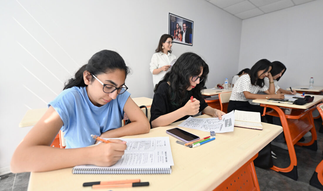 MERCEK’LERDE İNGİLİZCE EĞİTİMİYLE KURSİYERLERE YENİ UFUKLAR Mersin Büyükşehir Belediyesi Sosyal