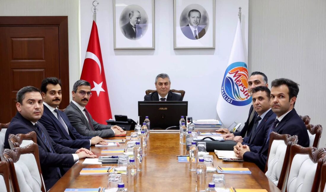 Mersin Valisi Atilla Toros başkanlığında,