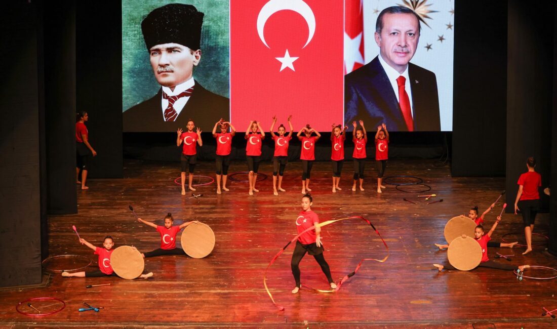 CUMHURİYETİN 103’ÜNCÜ YIL DÖNÜMÜ MERSİN’DE COŞKUYLA KUTLANDI Cumhuriyetin ilanının 103’üncü yıl dönümü,