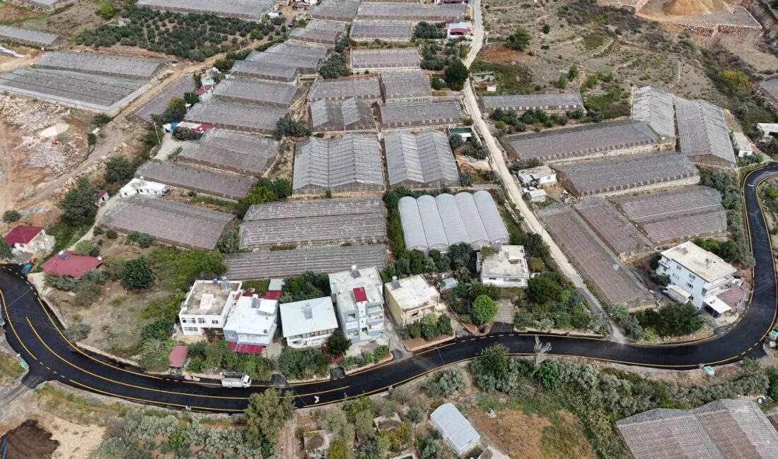 AYDINCIK ‘DA YOLLAR GÜVENLİ VE KONFORLU BİR YAPIYA KAVUŞTU Aydıncık ilçesinde vatandaşların daha