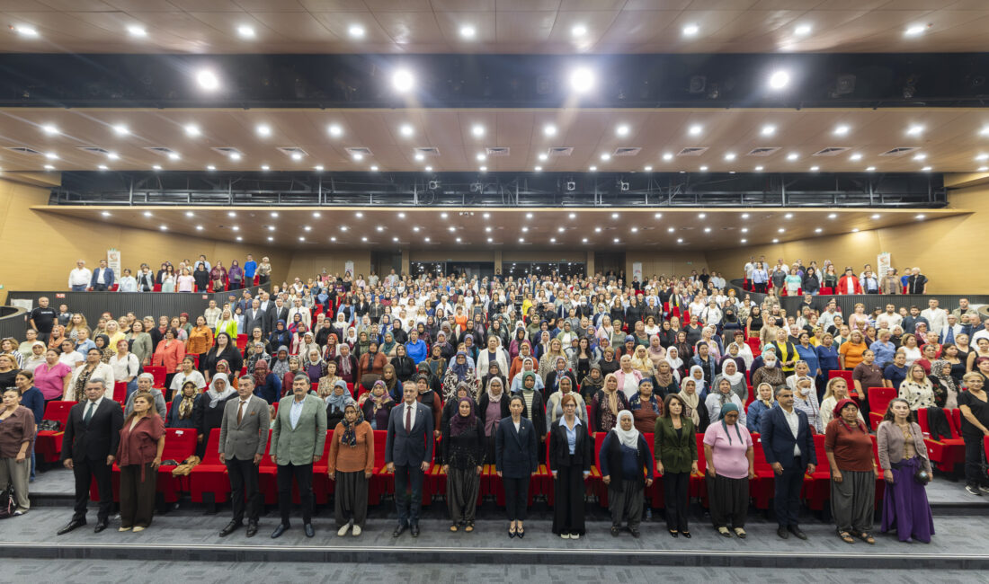 “BİR KADININ EKONOMİK OLARAK GÜÇLENMESİ TOPLUMUN GELECEĞİNİ DE DEĞİŞTİRİR” “BİR KADININ EKONOMİK OLARAK GÜÇLENMESİ TOPLUMUN GELECEĞİNİ DE DEĞİŞTİRİR”