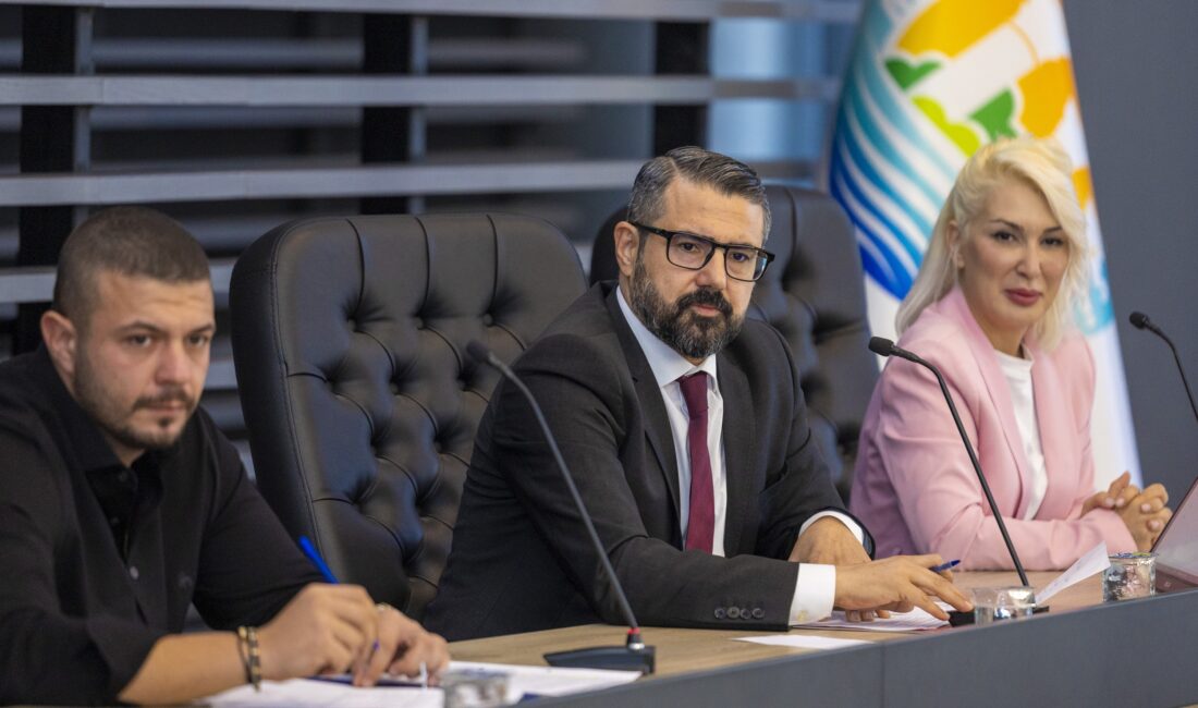 Mezitli Belediye Meclisi Ekim Ayı Olağan Toplantısı’nın İlk Birleşimi Gerçekleştirildi Mezitli Belediye Meclisi Ekim Ayı Olağan Toplantısı’nın İlk Birleşimi Gerçekleştirildi