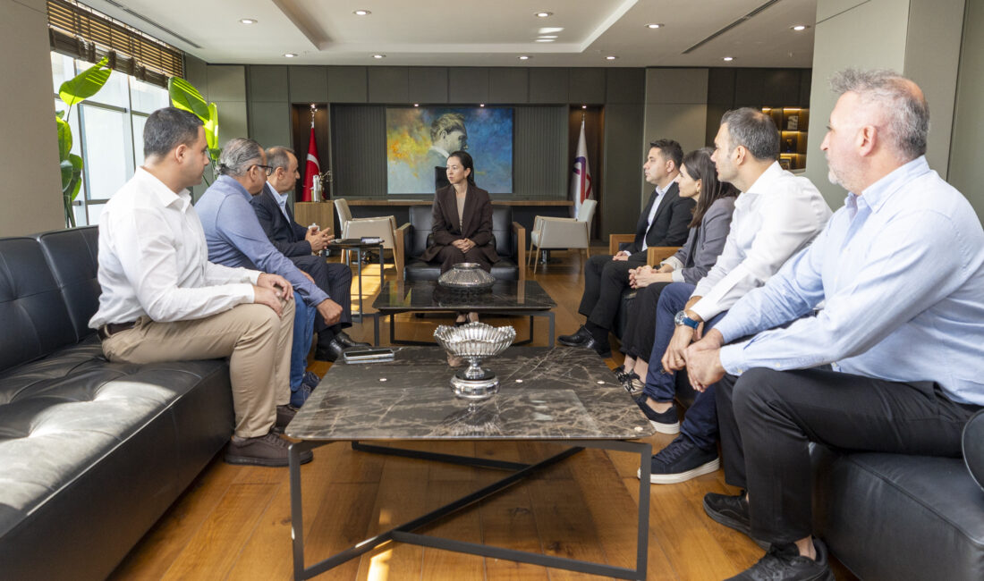 YEŞİL BAYRAK BELGESİ, BAŞKAN VEKİLİ GÜLŞAH YILDIRIM GENÇ’E TAKDİM EDİLDİ Mersin Büyükşehir Belediyesi Kültür Park,