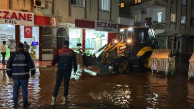 Mersin’de etkili olan sağanak yağışın